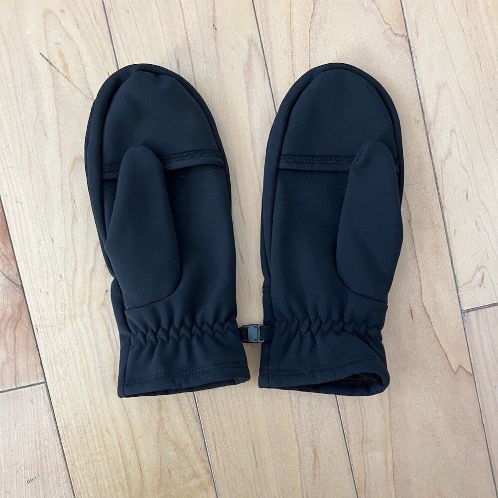Lululemon Mittens